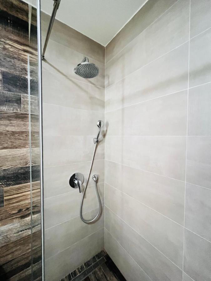 Apartment With Terrace And Private Parking Cattaro Esterno foto